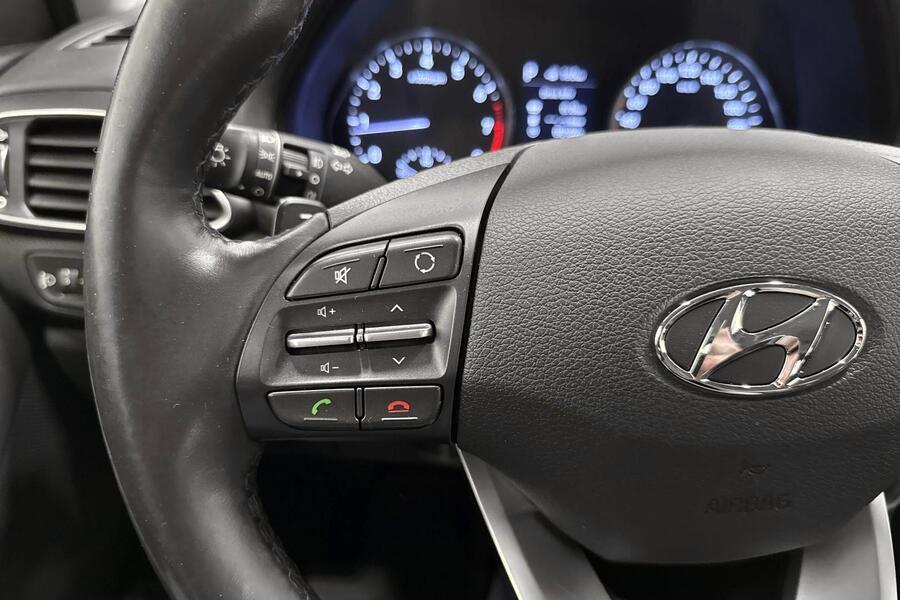 Hyundai i30 5d vaihtoauto