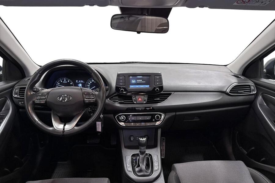 Hyundai i30 5d vaihtoauto