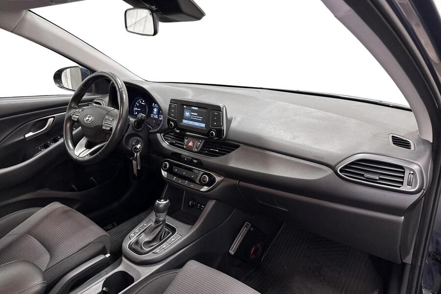 Hyundai i30 5d vaihtoauto