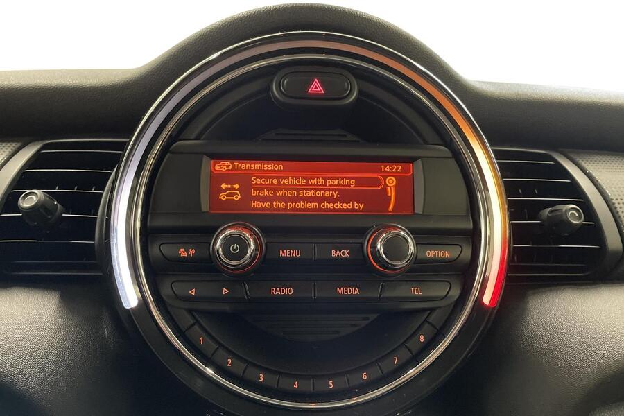 Mini Hatchback vaihtoauto