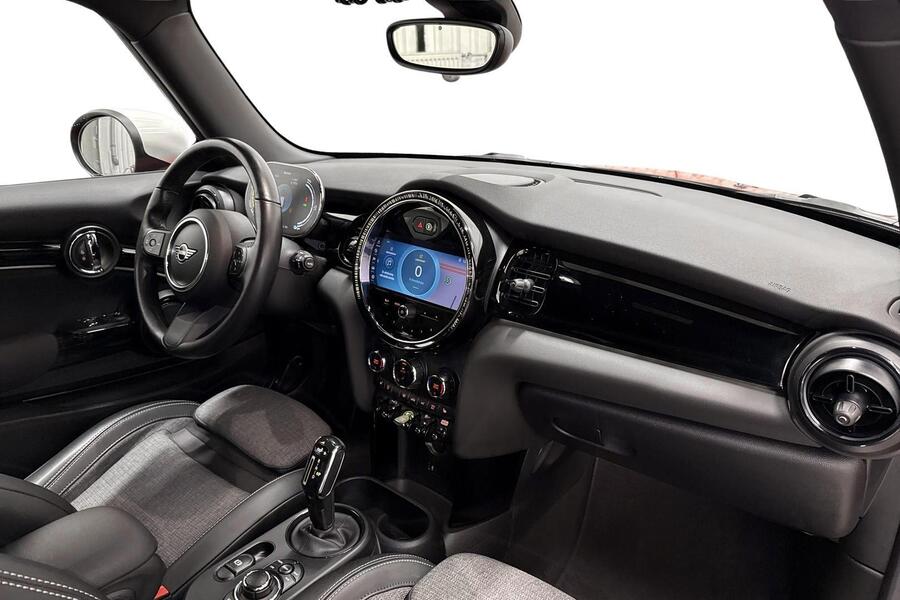 Mini Hatchback vaihtoauto