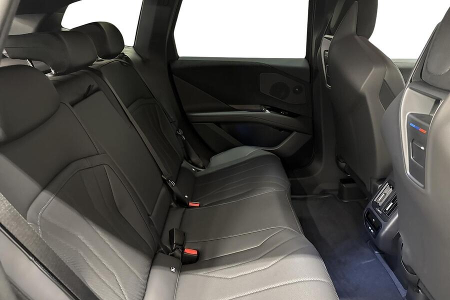BMW iX3 vaihtoauto