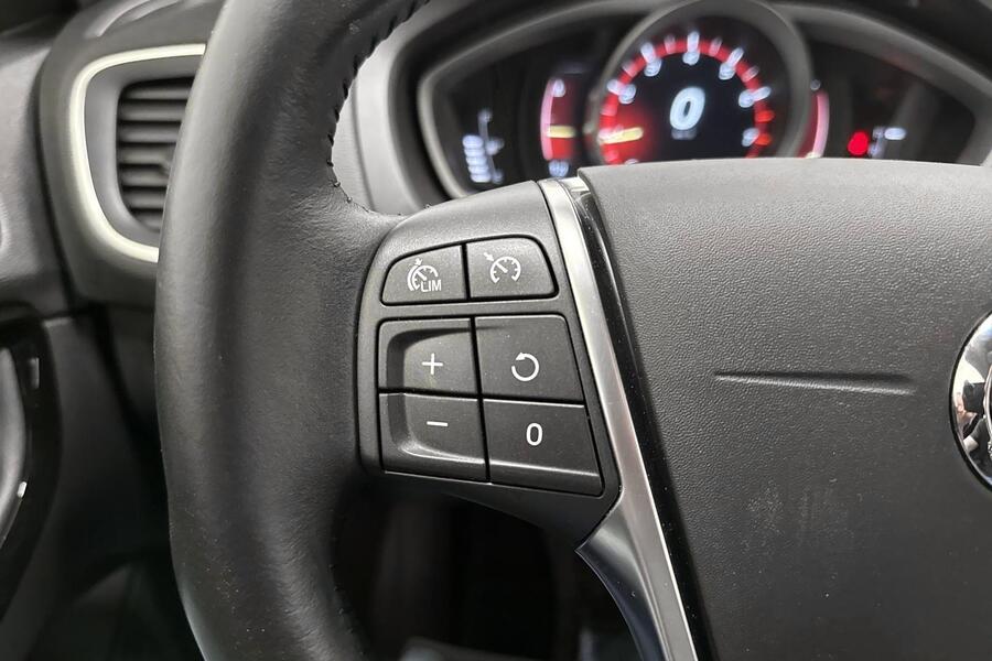 Volvo V40 vaihtoauto