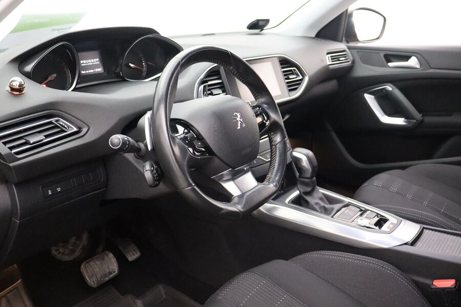 Peugeot 308 vaihtoauto