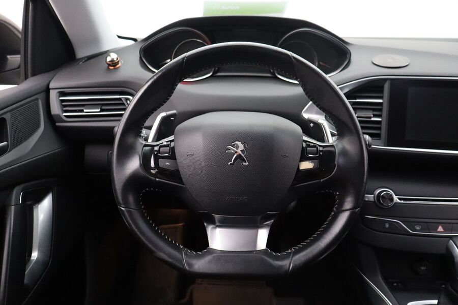 Peugeot 308 vaihtoauto