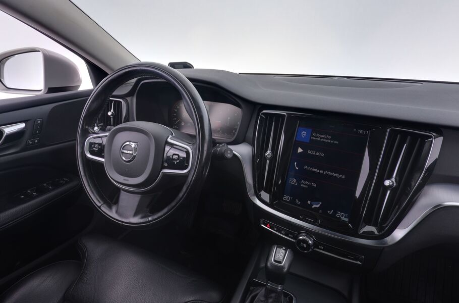 Volvo V60 Cross Country vaihtoauto