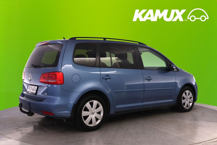 Volkswagen Touran vaihtoauto