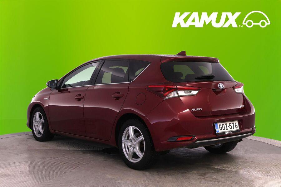 Toyota Auris vaihtoauto