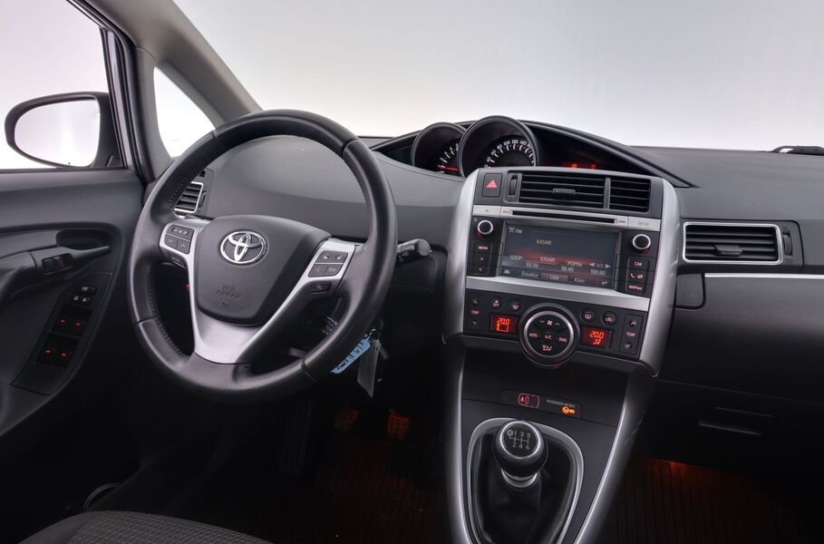 Toyota Verso vaihtoauto