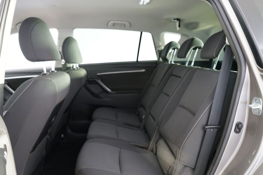 Toyota Verso vaihtoauto