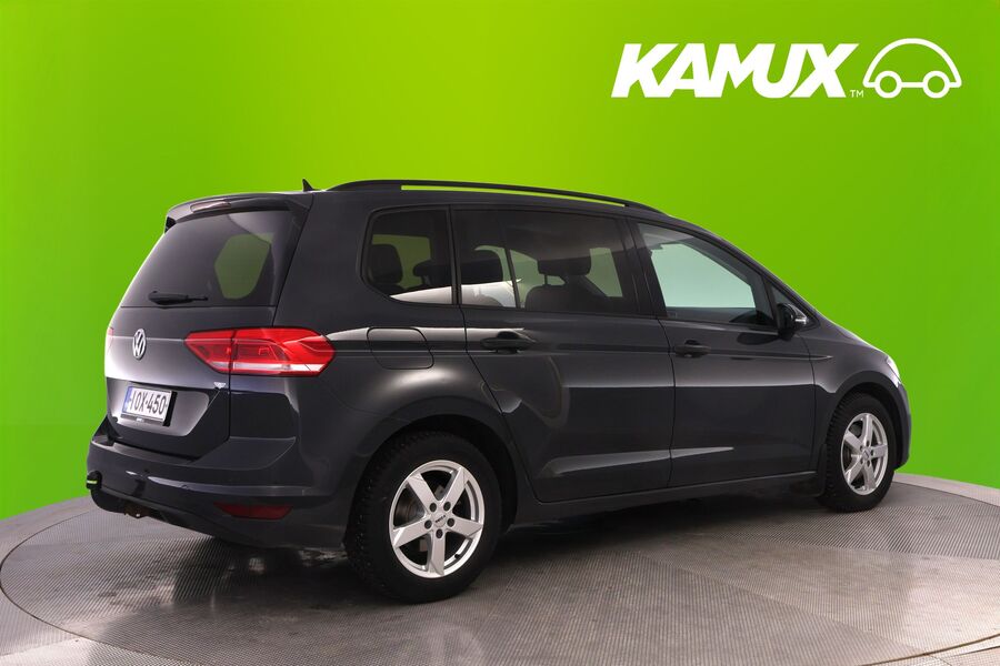 Volkswagen Touran vaihtoauto