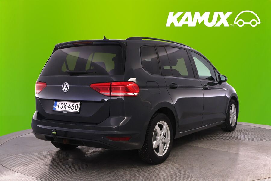 Volkswagen Touran vaihtoauto
