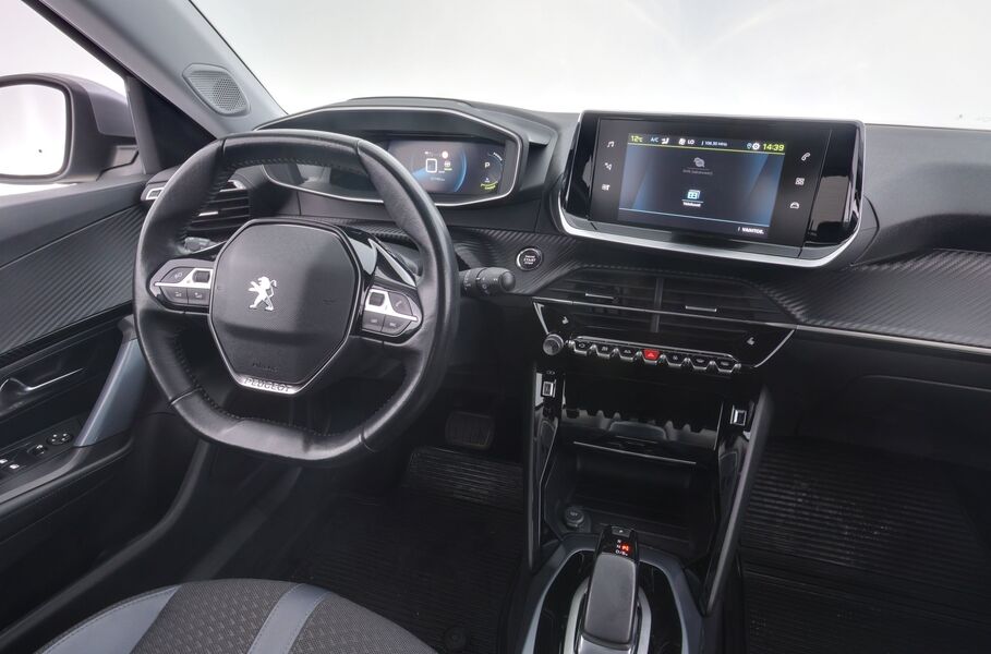 Peugeot e-2008 vaihtoauto