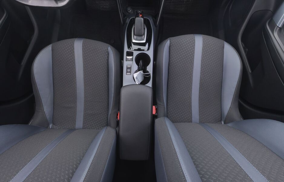 Peugeot e-2008 vaihtoauto