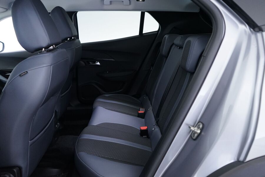 Peugeot e-2008 vaihtoauto