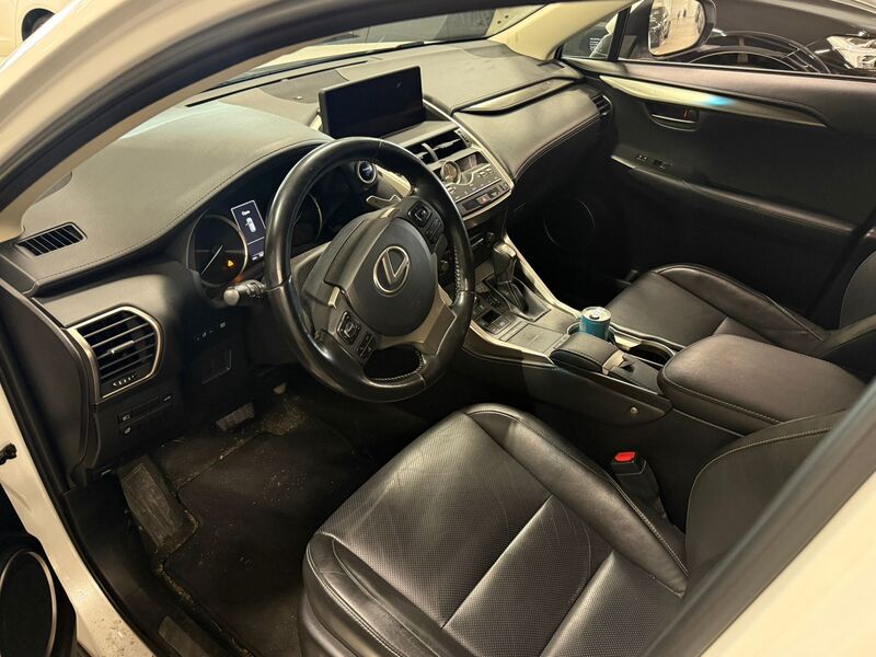 Lexus NX vaihtoauto