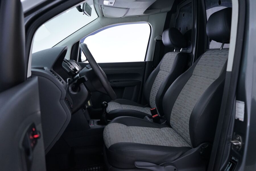 Volkswagen Caddy Maxi vaihtoauto