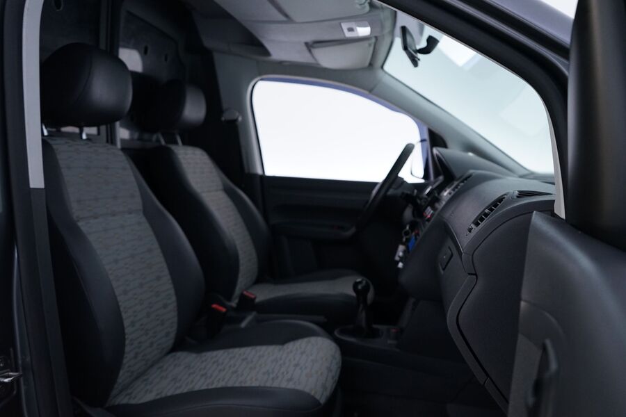 Volkswagen Caddy Maxi vaihtoauto