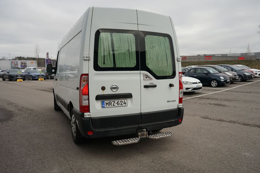 Nissan NV400 vaihtoauto