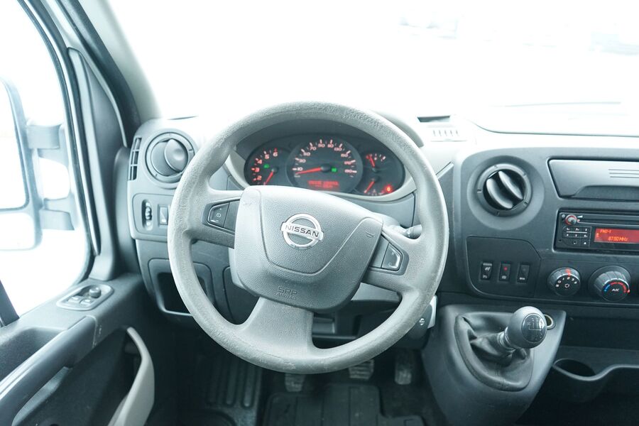 Nissan NV400 vaihtoauto