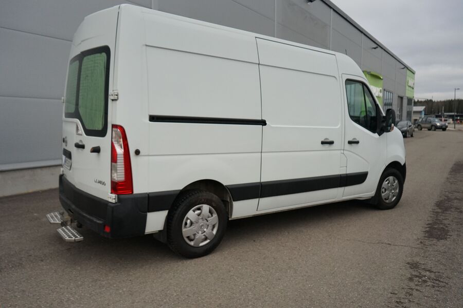 Nissan NV400 vaihtoauto