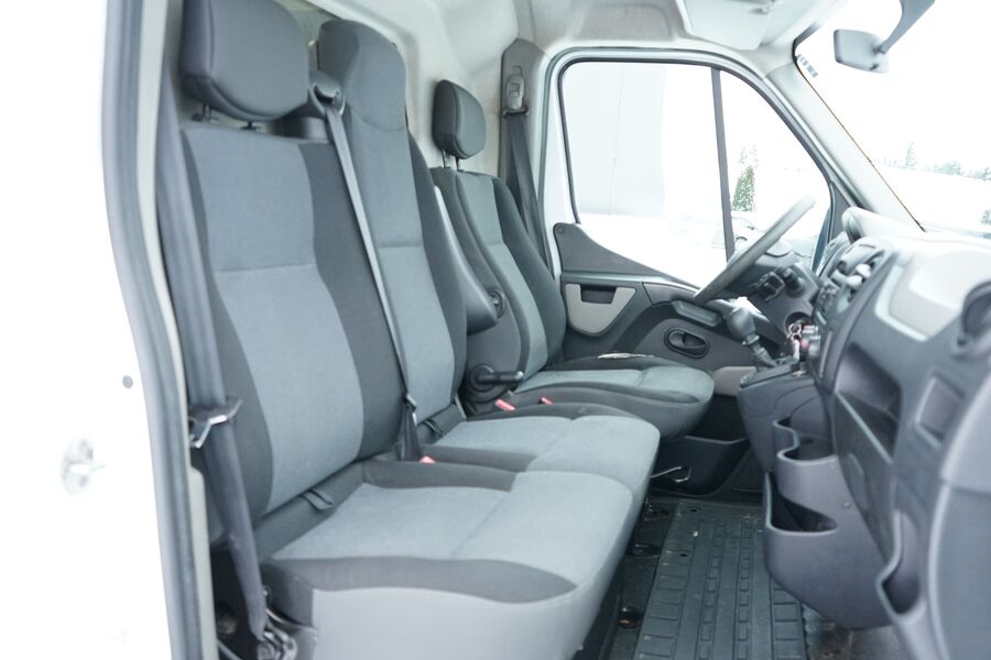 Nissan NV400 vaihtoauto