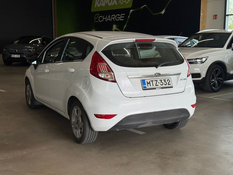 Ford Fiesta vaihtoauto