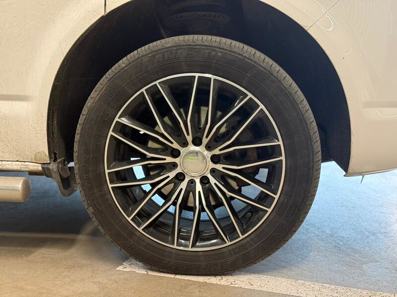 Volkswagen Transporter vaihtoauto