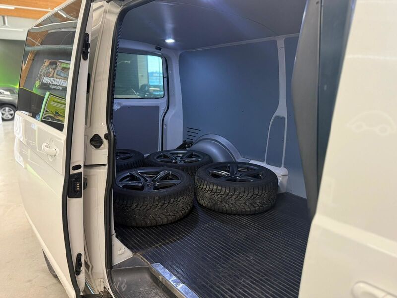 Volkswagen Transporter vaihtoauto