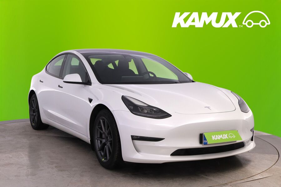 Tesla Model 3 vaihtoauto