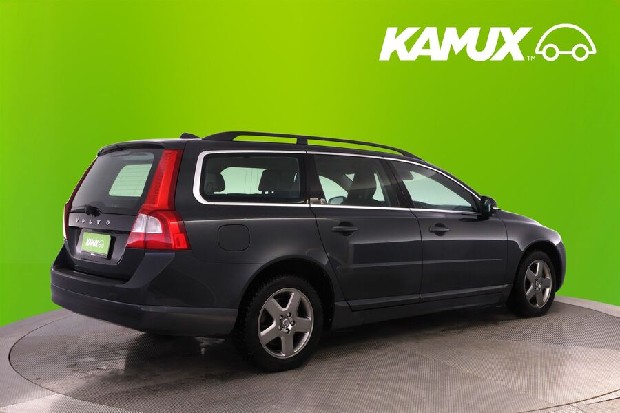Volvo V70 vaihtoauto