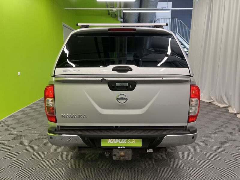 Nissan Navara vaihtoauto