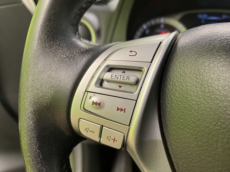 Nissan Navara vaihtoauto