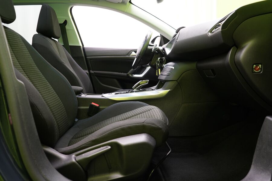 Peugeot 308 vaihtoauto