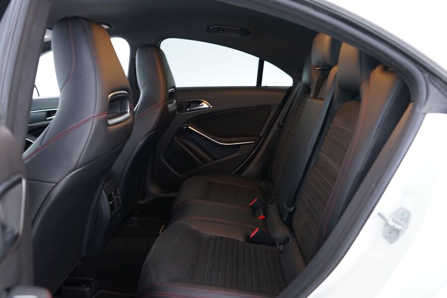 Mercedes-Benz CLA-sarja vaihtoauto