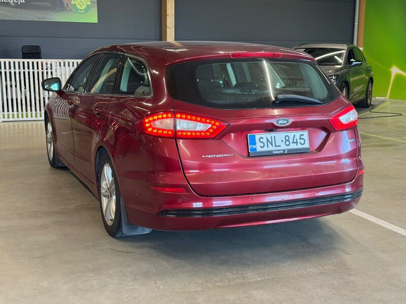 Ford Mondeo vaihtoauto