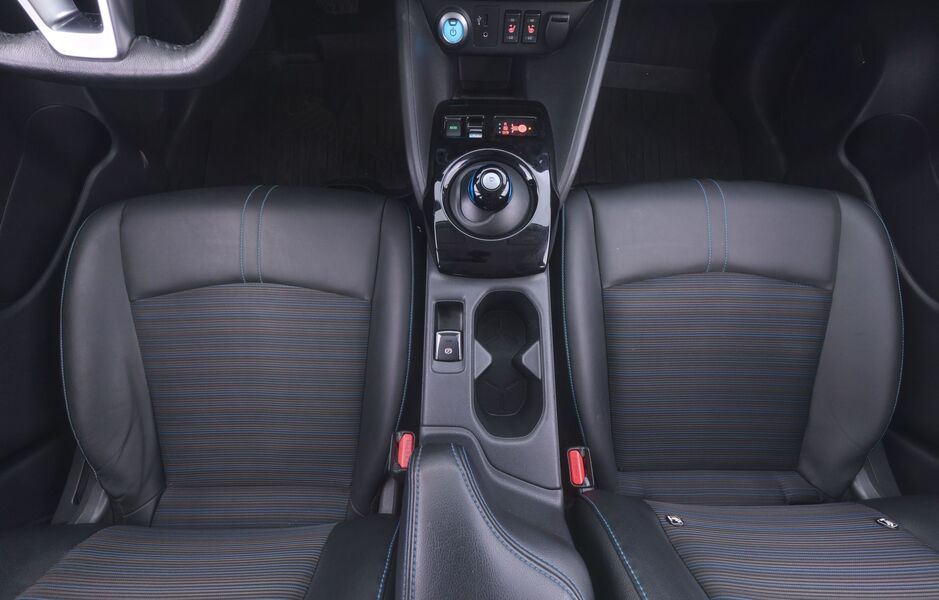 Nissan Leaf vaihtoauto