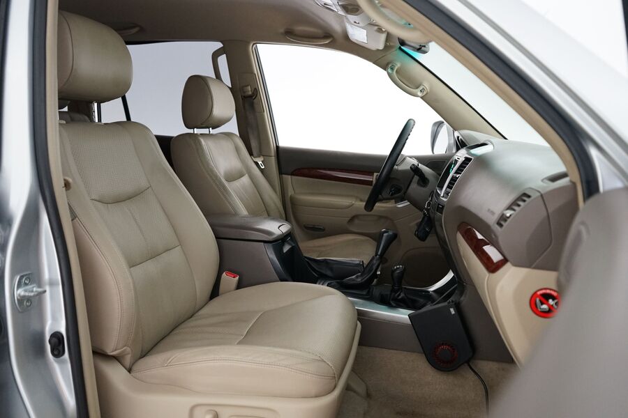 Toyota Land Cruiser vaihtoauto