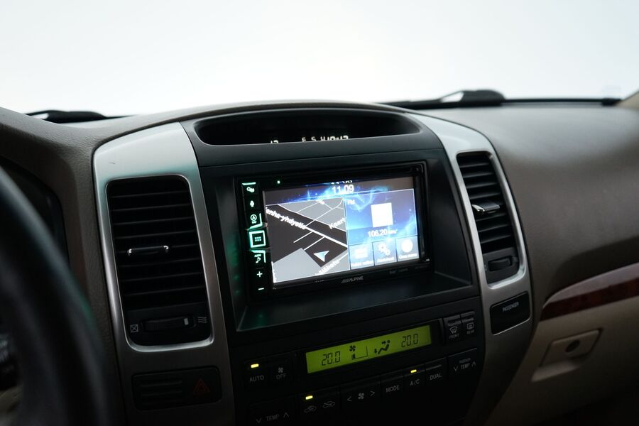 Toyota Land Cruiser vaihtoauto