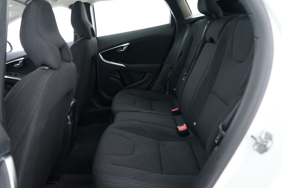 Volvo V40 Cross Country vaihtoauto