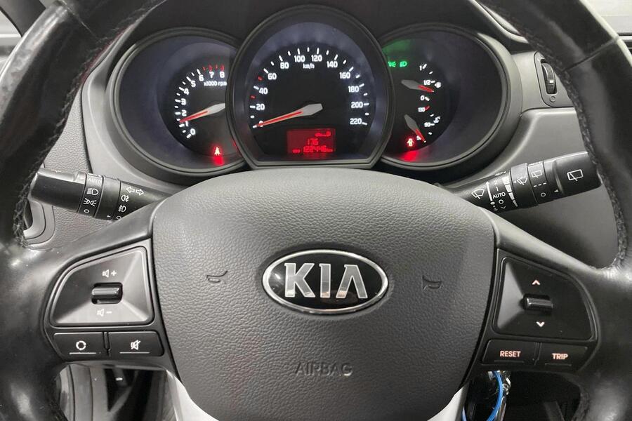 Kia Rio vaihtoauto
