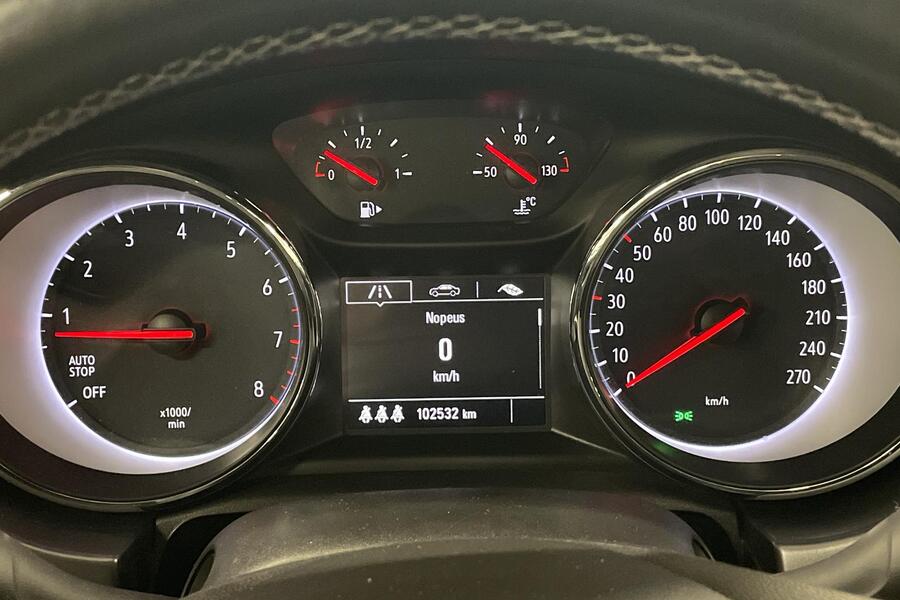 Opel Astra vaihtoauto