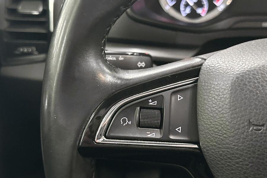 Skoda Karoq vaihtoauto