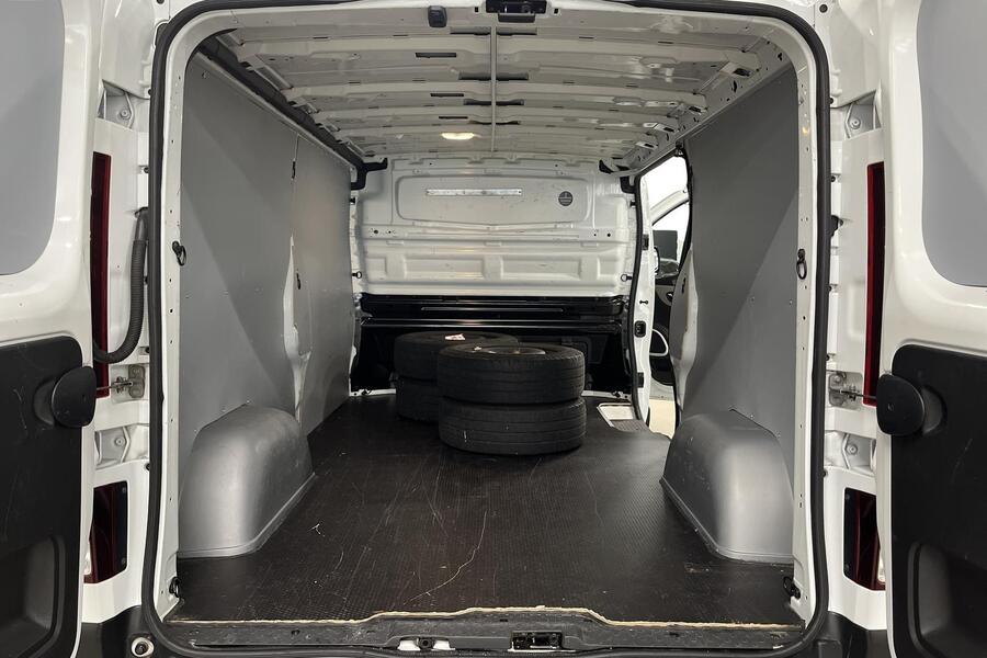 Nissan NV300 vaihtoauto