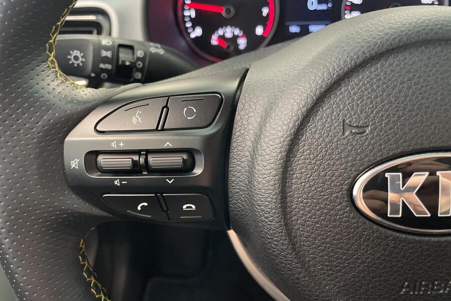 Kia Stonic vaihtoauto