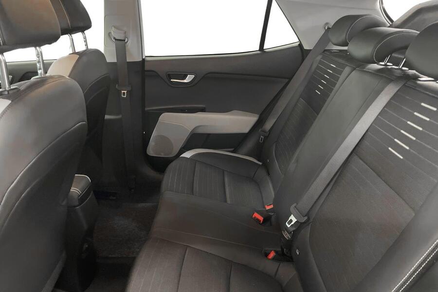 Kia Stonic vaihtoauto