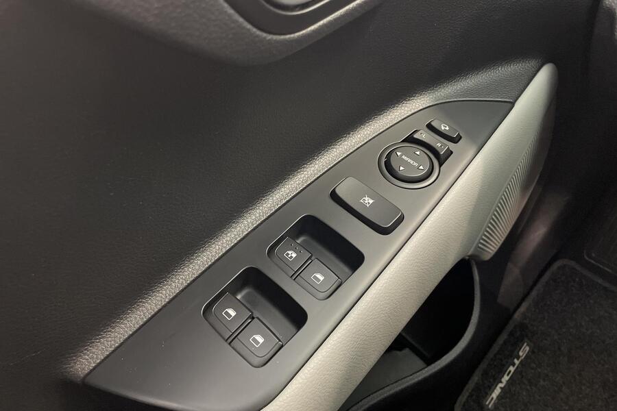 Kia Stonic vaihtoauto