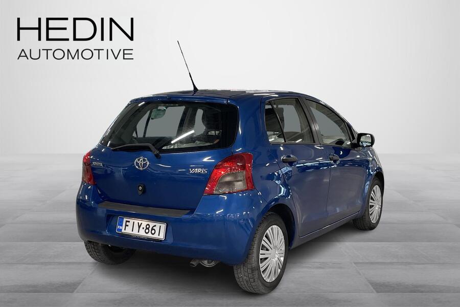 Toyota Yaris vaihtoauto