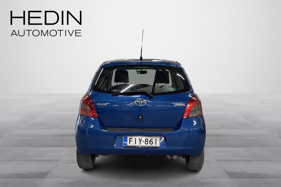 Toyota Yaris vaihtoauto