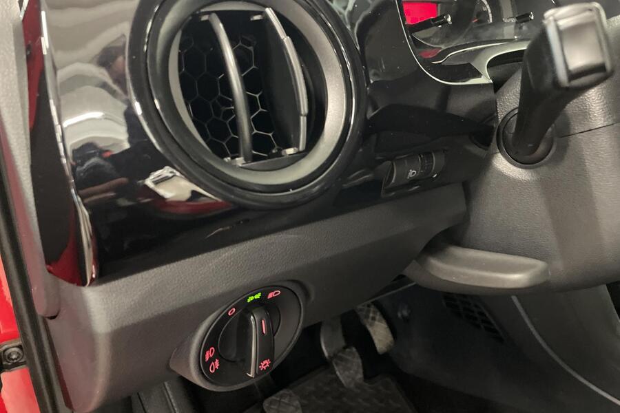 Volkswagen up! vaihtoauto